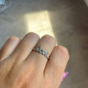 Pandora LOVE Ring